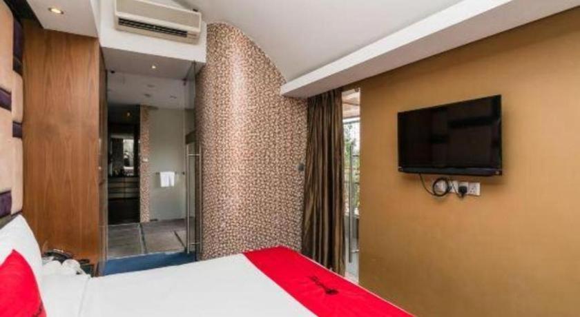Hotel Reddoorz @ Little India 3*